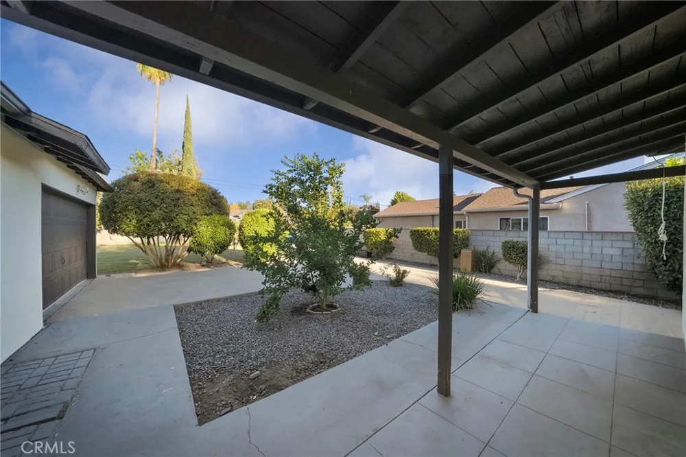 1526 White Avenue Pomona, CA 91768