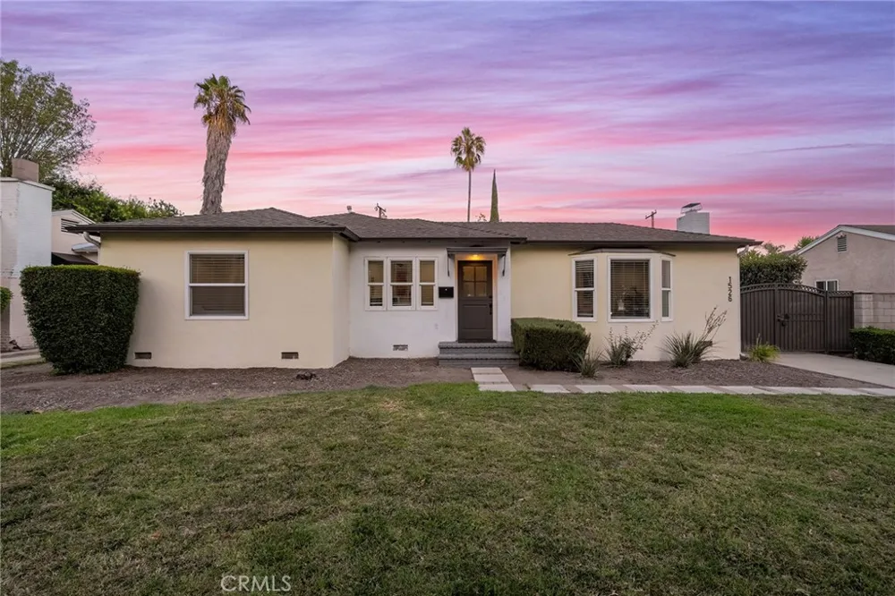 1526 White Avenue Pomona, CA 91768