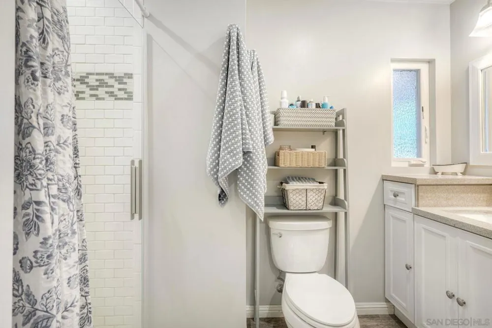 12731 Soule Poway, CA 92064