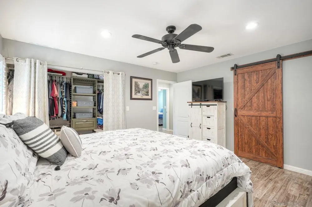 12731 Soule Poway, CA 92064
