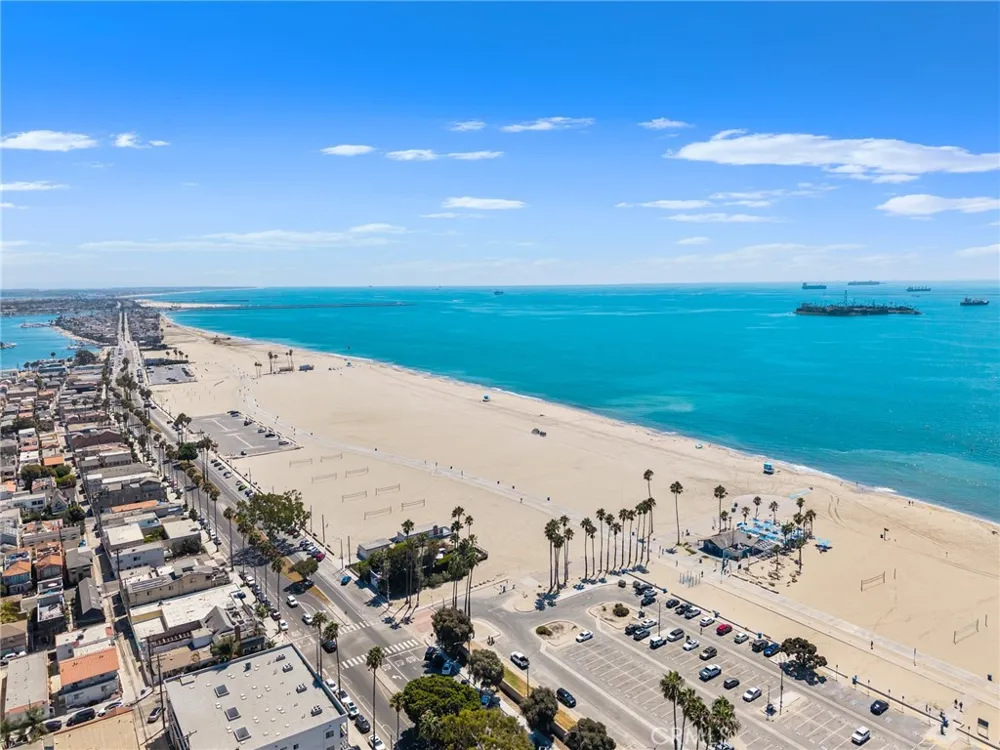 132 Park Long Beach, CA 90803