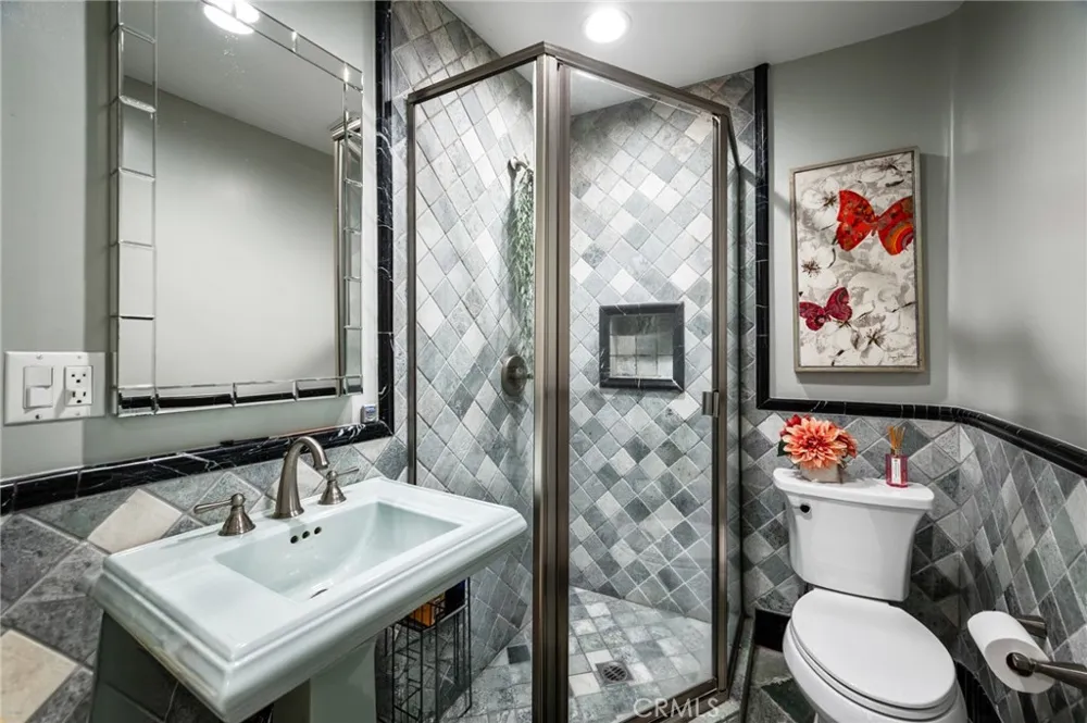 132 Park Long Beach, CA 90803