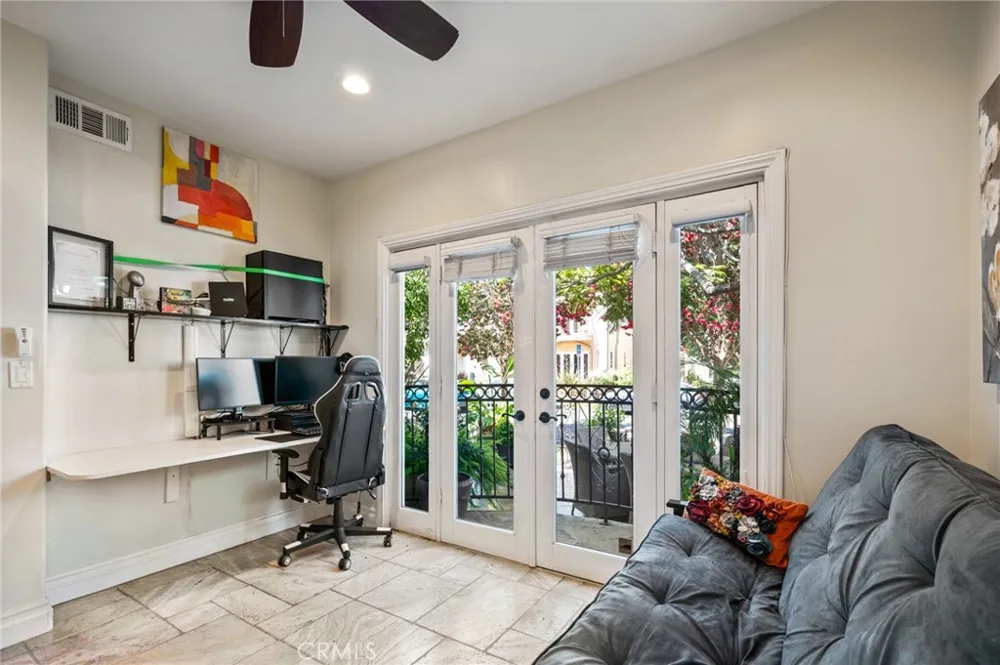 132 Park Long Beach, CA 90803