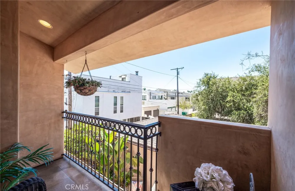 132 Park Long Beach, CA 90803