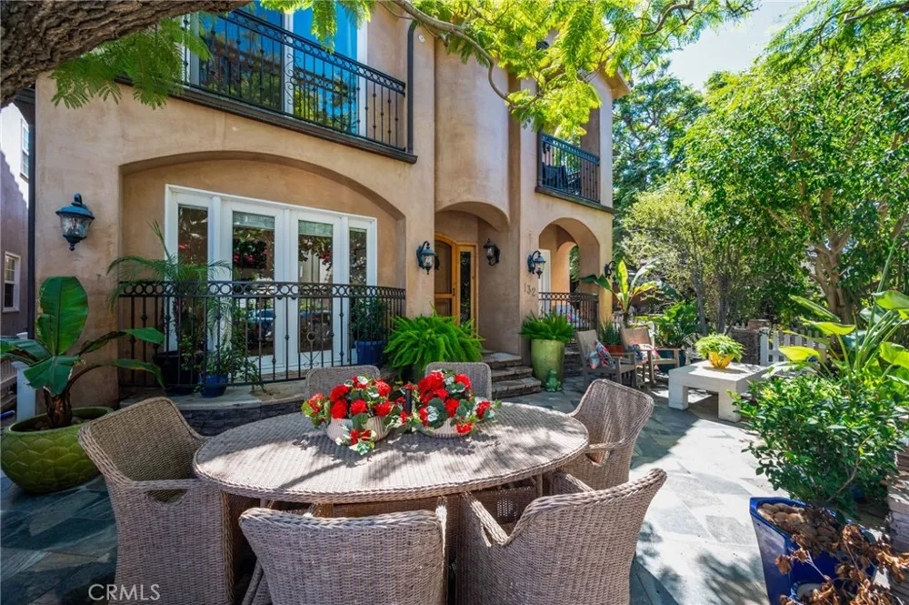 132 Park Long Beach, CA 90803