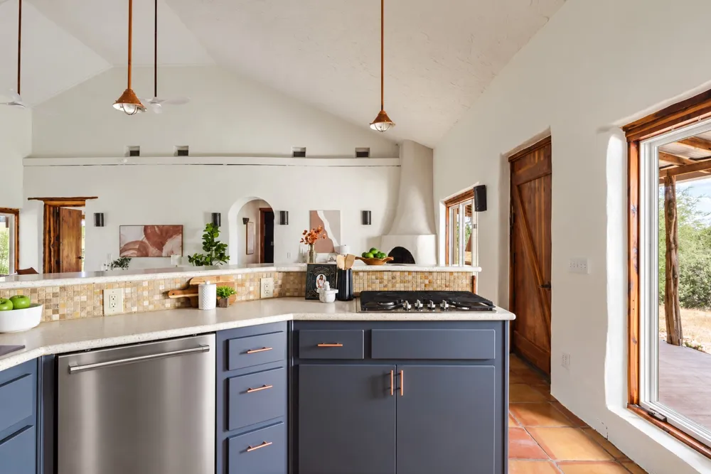 901 Old Red Ranch Road Dripping Springs, TX 78620