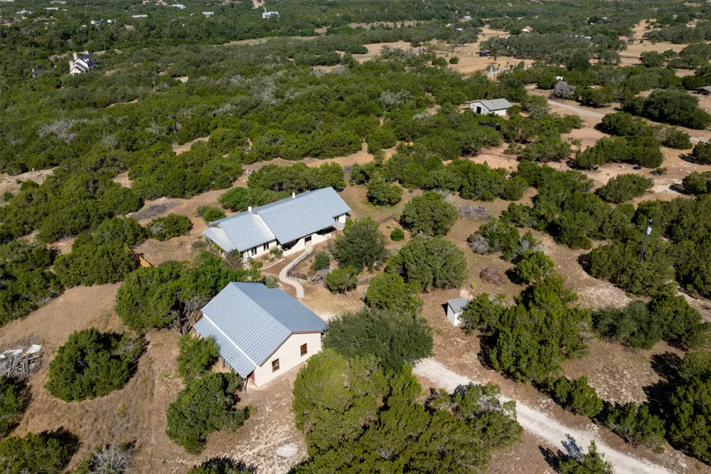 901 Old Red Ranch Road Dripping Springs, TX 78620