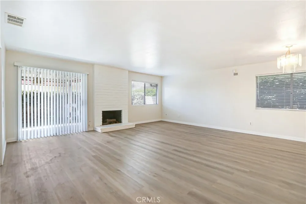 180 E Parkdale San Bernardino, CA 92404