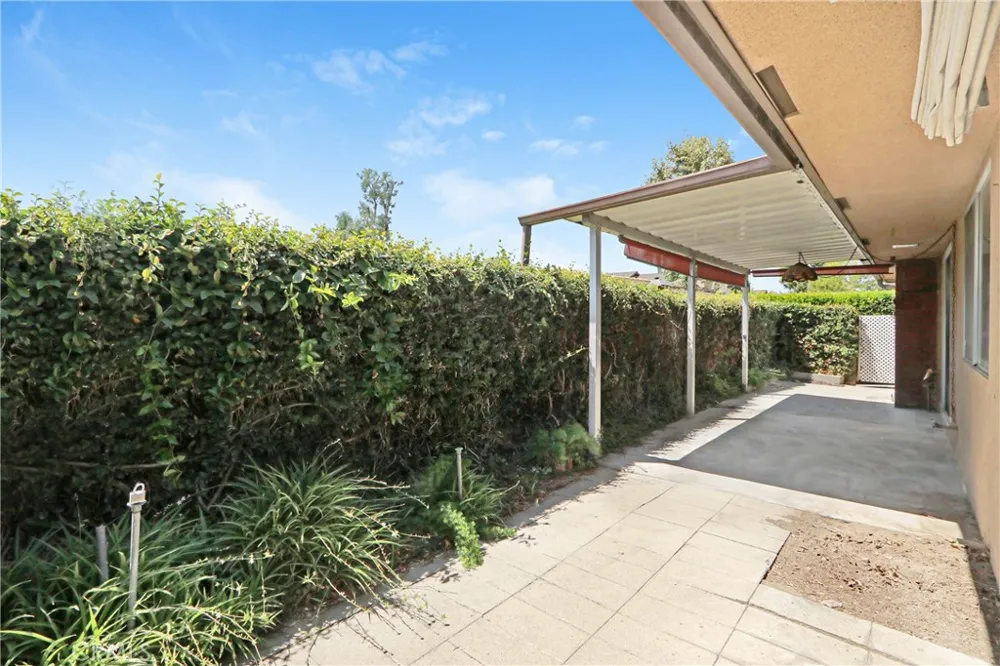 180 E Parkdale San Bernardino, CA 92404