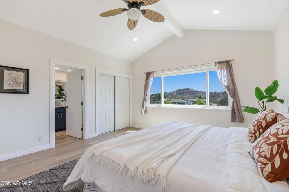 688 Velarde Drive Thousand Oaks, CA 91360