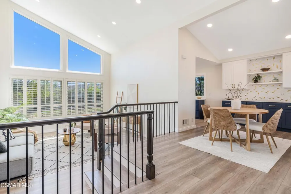 688 Velarde Drive Thousand Oaks, CA 91360