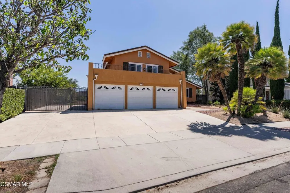 688 Velarde Drive Thousand Oaks, CA 91360