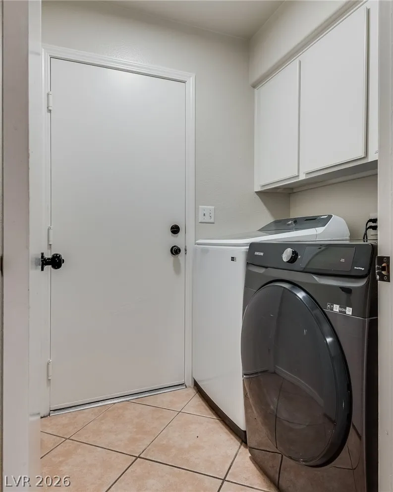 3822 Pink Frost Drive North Las Vegas, NV 89032