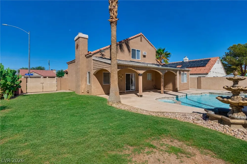 3822 Pink Frost Drive North Las Vegas, NV 89032