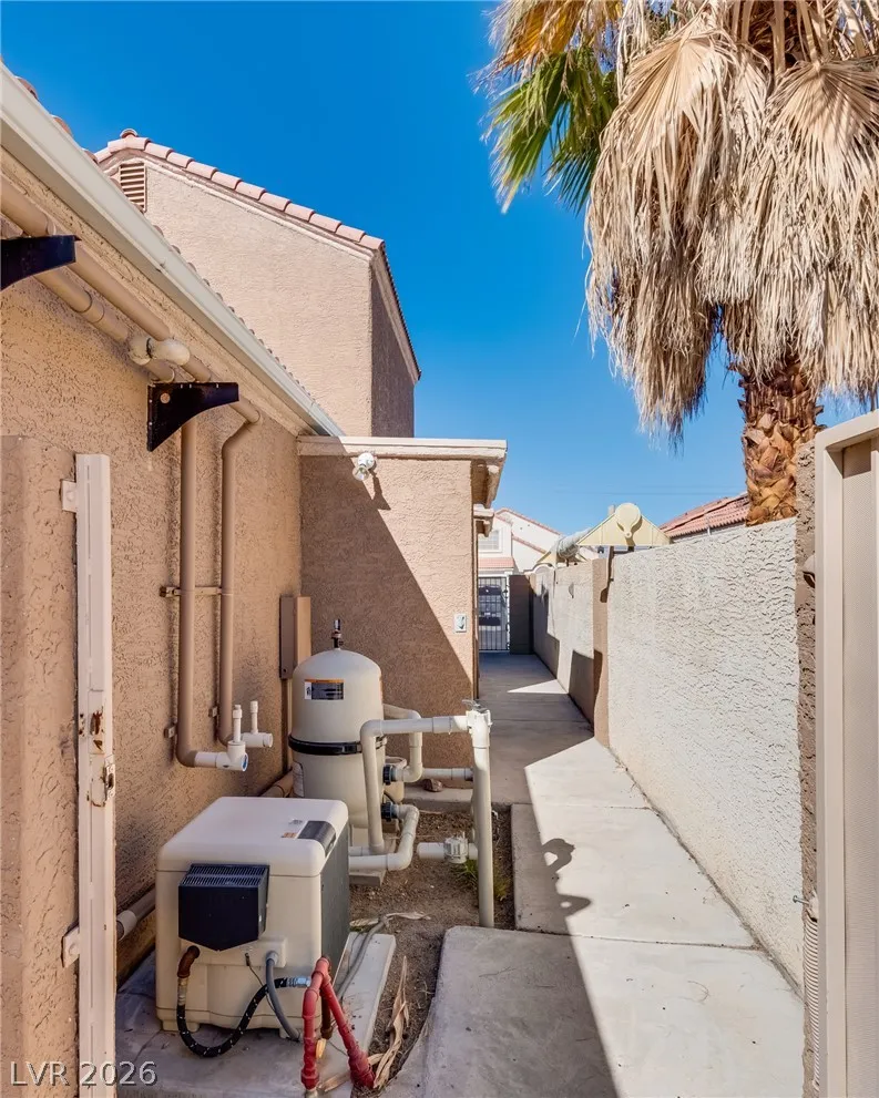 3822 Pink Frost Drive North Las Vegas, NV 89032