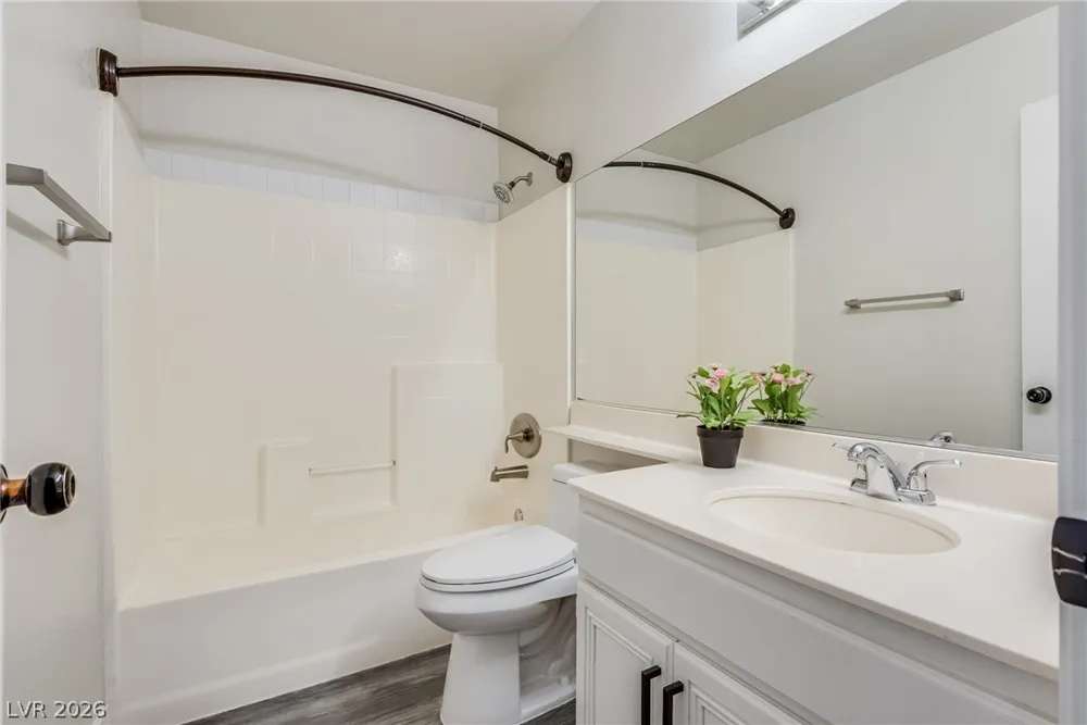 3822 Pink Frost Drive North Las Vegas, NV 89032