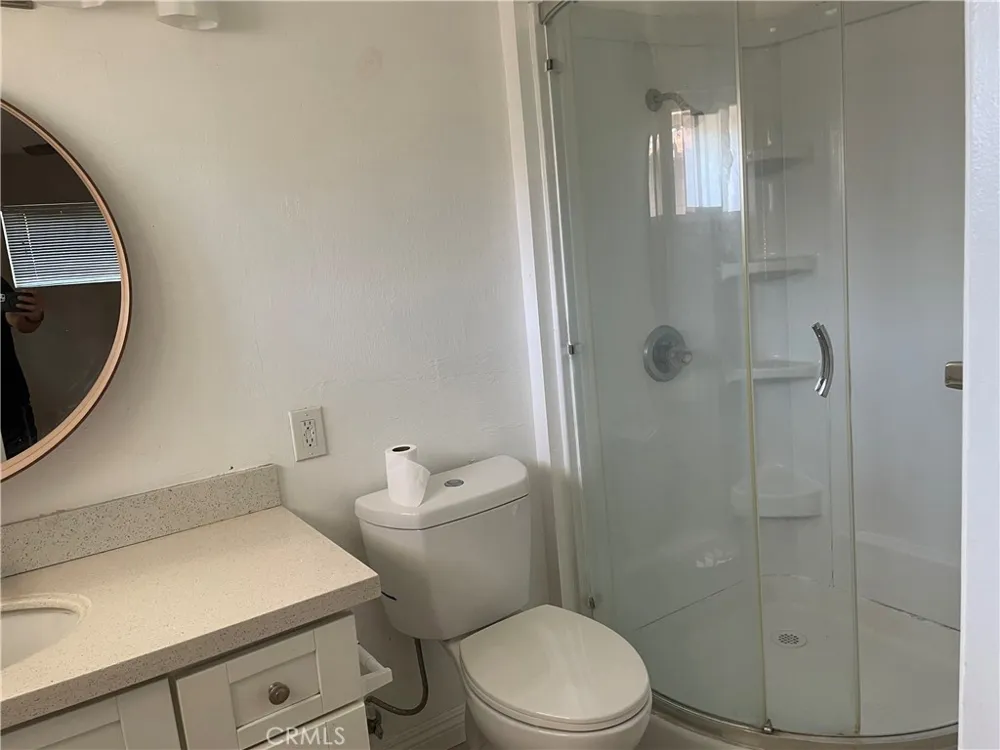 15688 Senadale Hacienda Heights, CA 91745