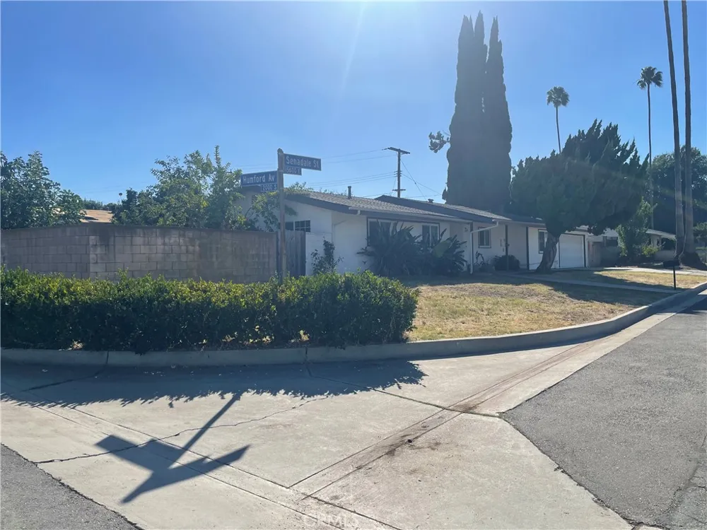 15688 Senadale Hacienda Heights, CA 91745
