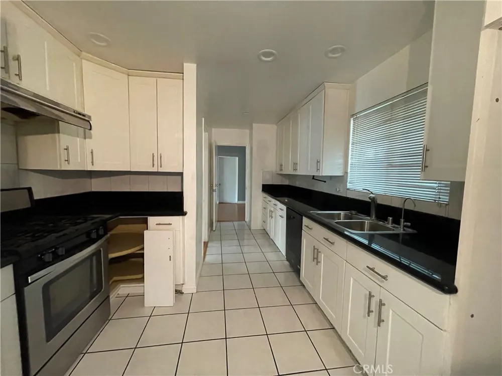 15688 Senadale Hacienda Heights, CA 91745