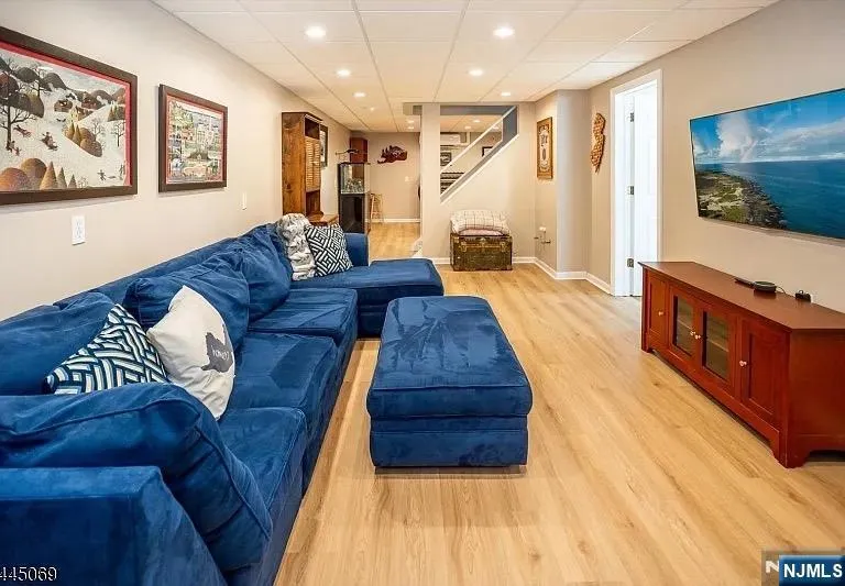 81 Poplar Drive Hanover Township, NJ 07950