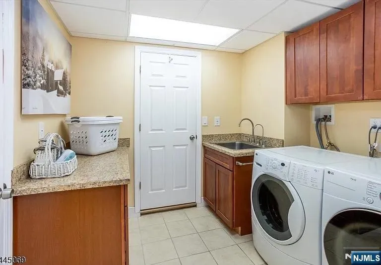 81 Poplar Drive Hanover Township, NJ 07950