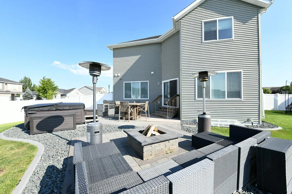 5494 Tanner Avenue S Fargo, ND 58104