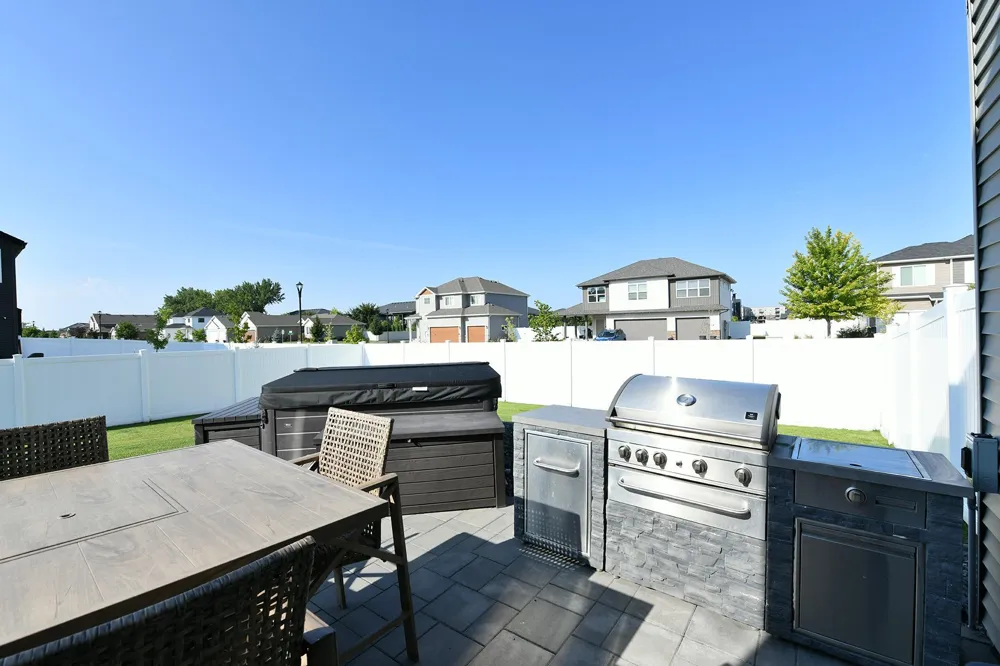 5494 Tanner Avenue S Fargo, ND 58104