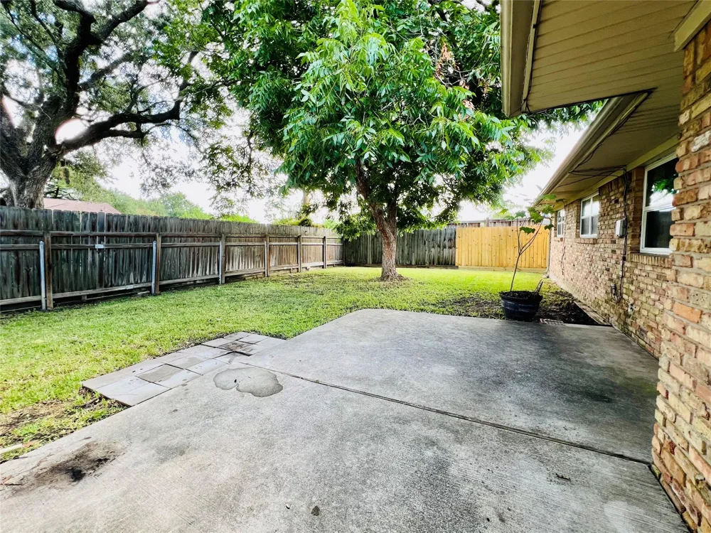 5118 Lymbar Drive Houston, TX 77096