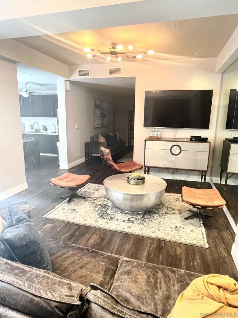 1150 J St #116 San Diego, CA 92101
