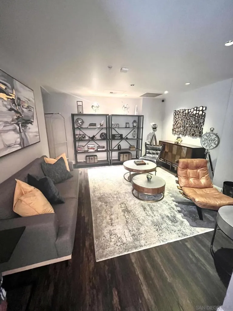 1150 J St #116 San Diego, CA 92101