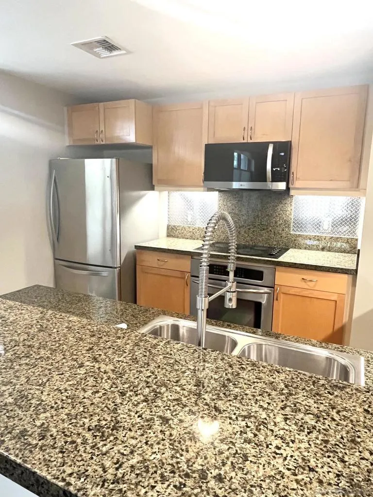 1150 J St #116 San Diego, CA 92101