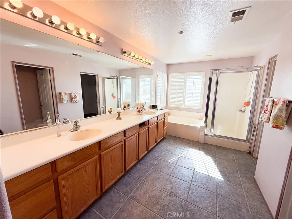 7565 Blue Mist Court Fontana, CA 92336