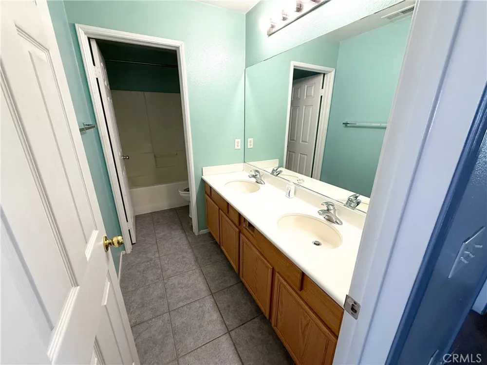 7565 Blue Mist Court Fontana, CA 92336