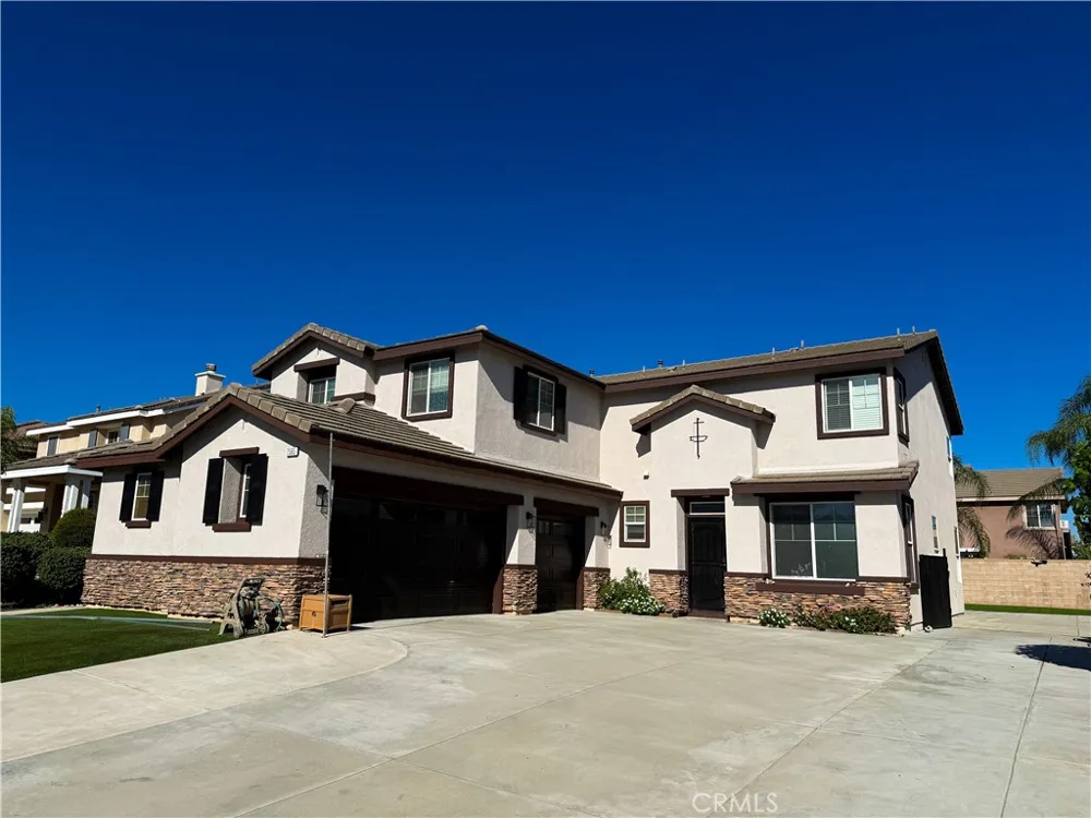 7565 Blue Mist Court Fontana, CA 92336