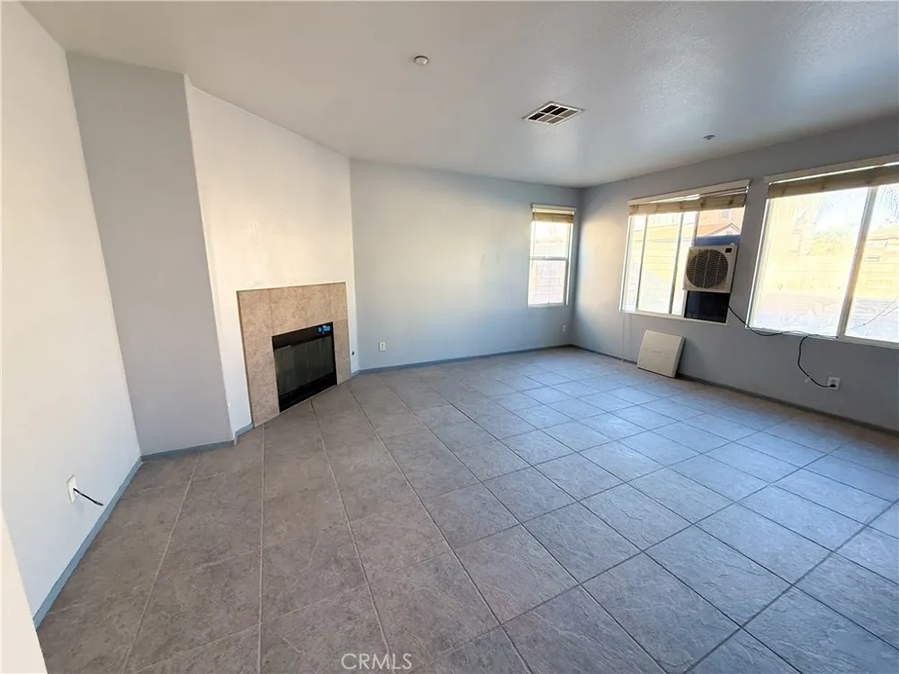 7565 Blue Mist Court Fontana, CA 92336