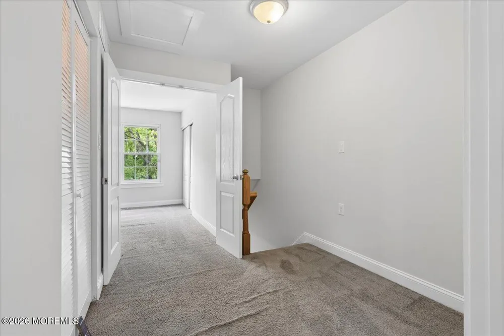 70 Oak Lane Eatontown, NJ 07724