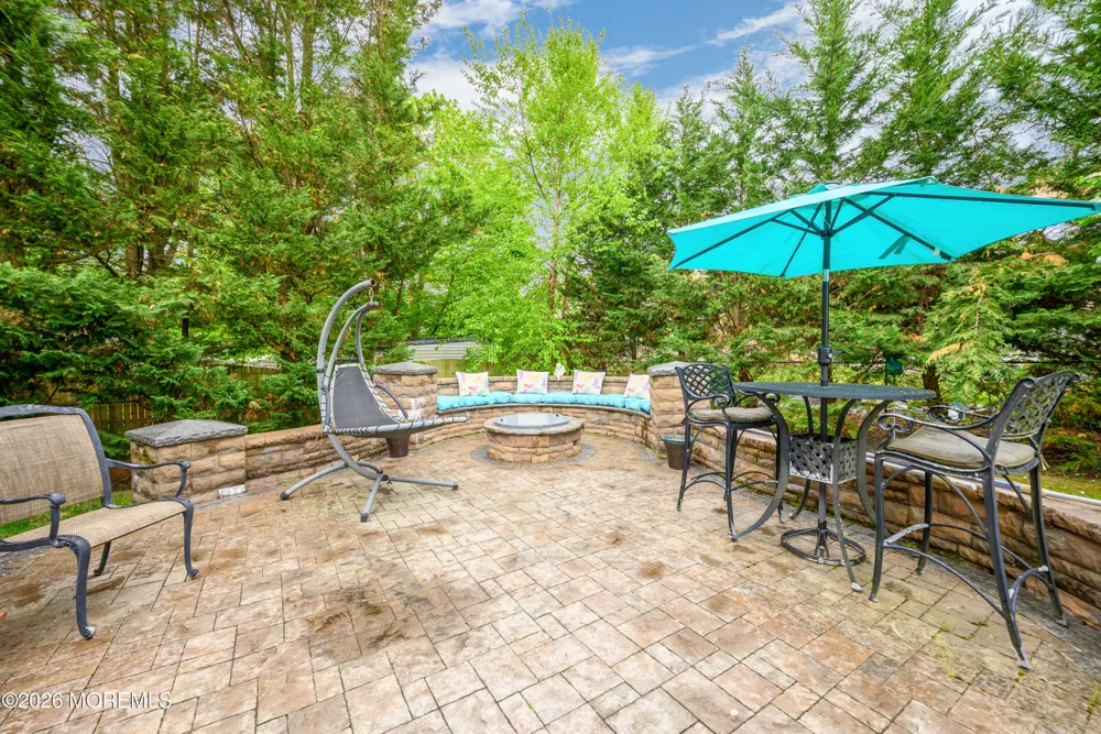 3 Heritage Drive Howell, NJ 07731
