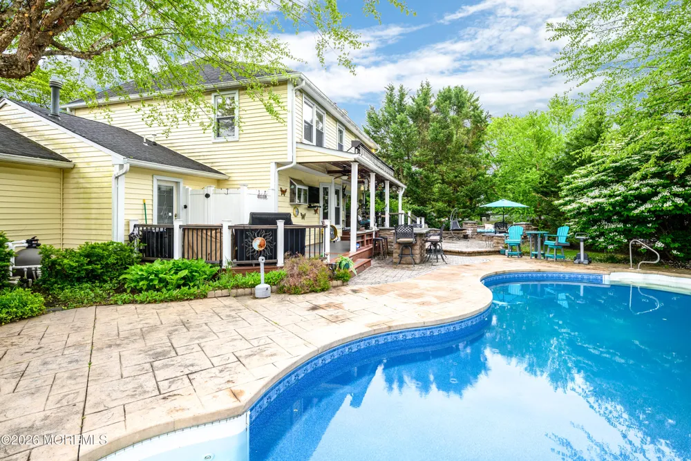3 Heritage Drive Howell, NJ 07731