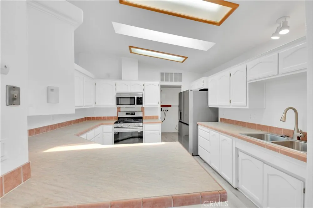 1175 La Moree Road San Marcos, CA 92078