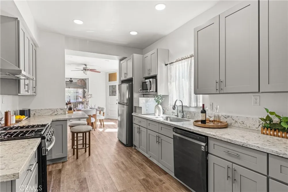 1147 S Westlake Avenue Los Angeles, CA 90006