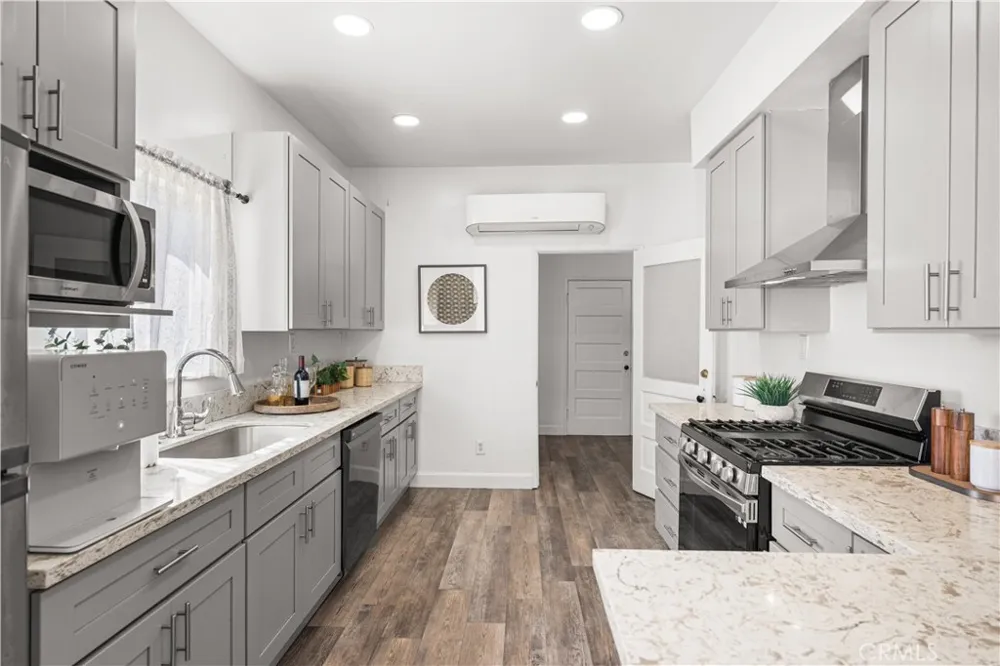 1147 S Westlake Avenue Los Angeles, CA 90006
