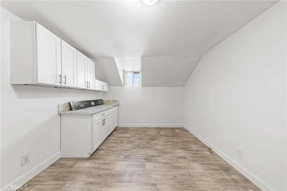 1147 S Westlake Avenue Los Angeles, CA 90006