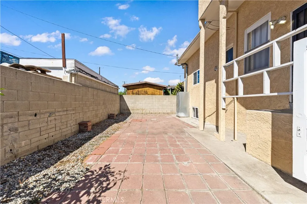 1147 S Westlake Avenue Los Angeles, CA 90006