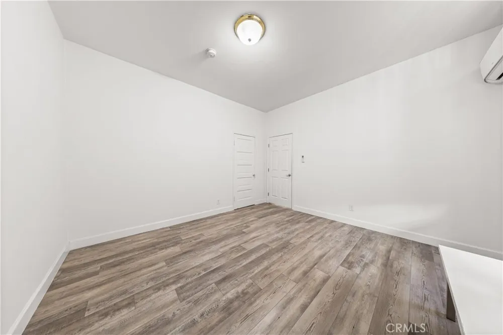 1147 S Westlake Avenue Los Angeles, CA 90006