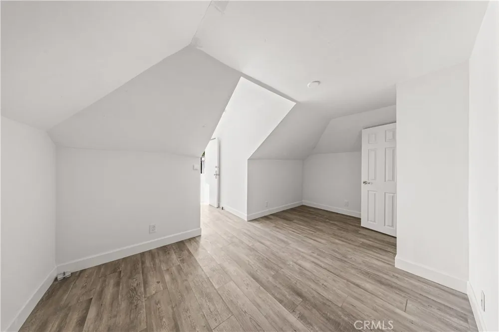 1147 S Westlake Avenue Los Angeles, CA 90006