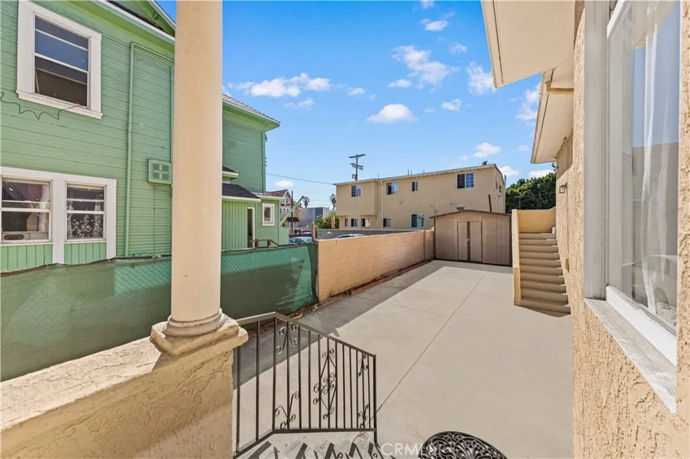 1147 S Westlake Avenue Los Angeles, CA 90006
