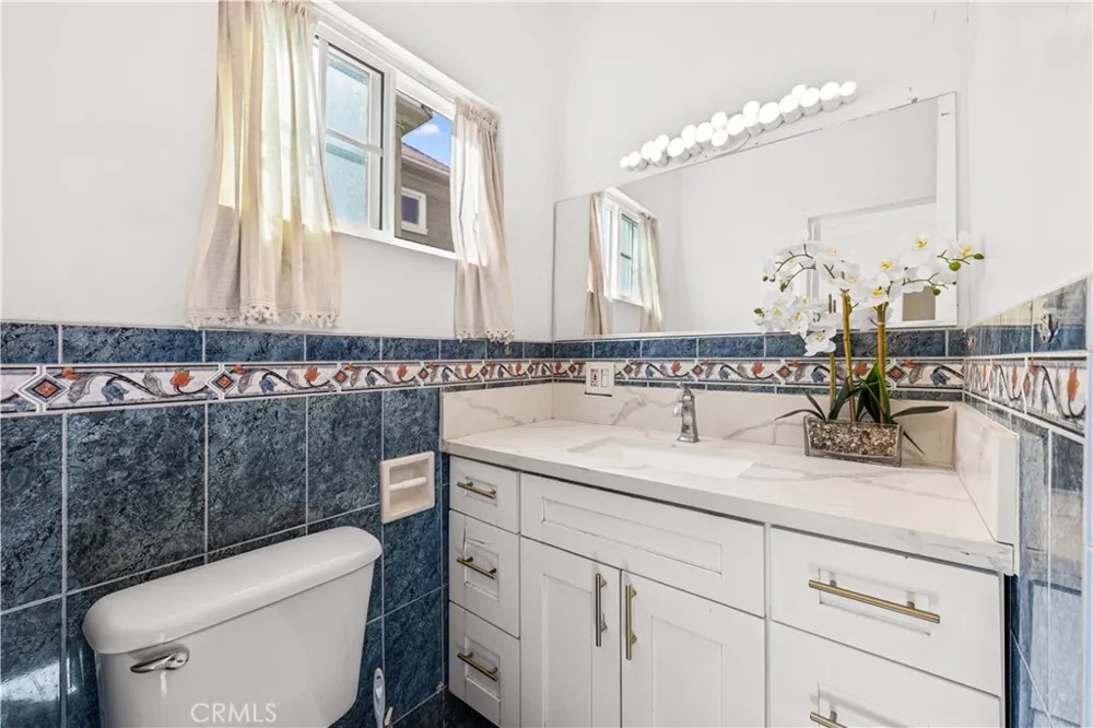 1147 S Westlake Avenue Los Angeles, CA 90006