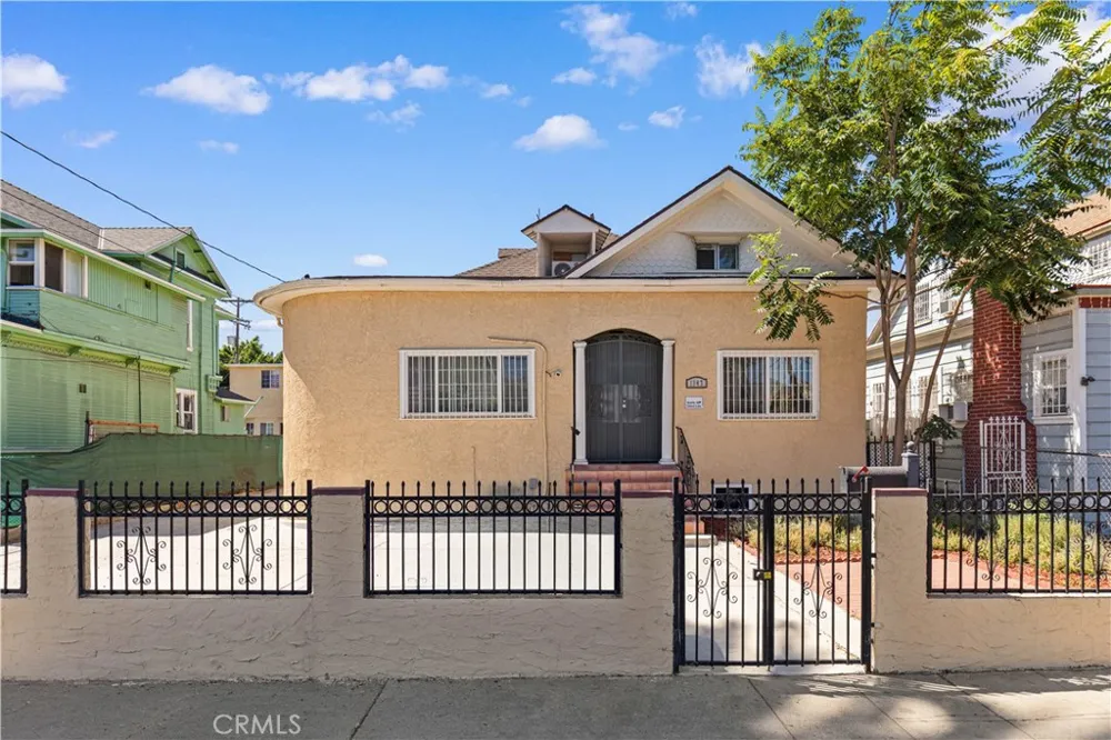 1147 S Westlake Avenue Los Angeles, CA 90006