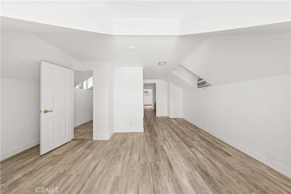1147 S Westlake Avenue Los Angeles, CA 90006