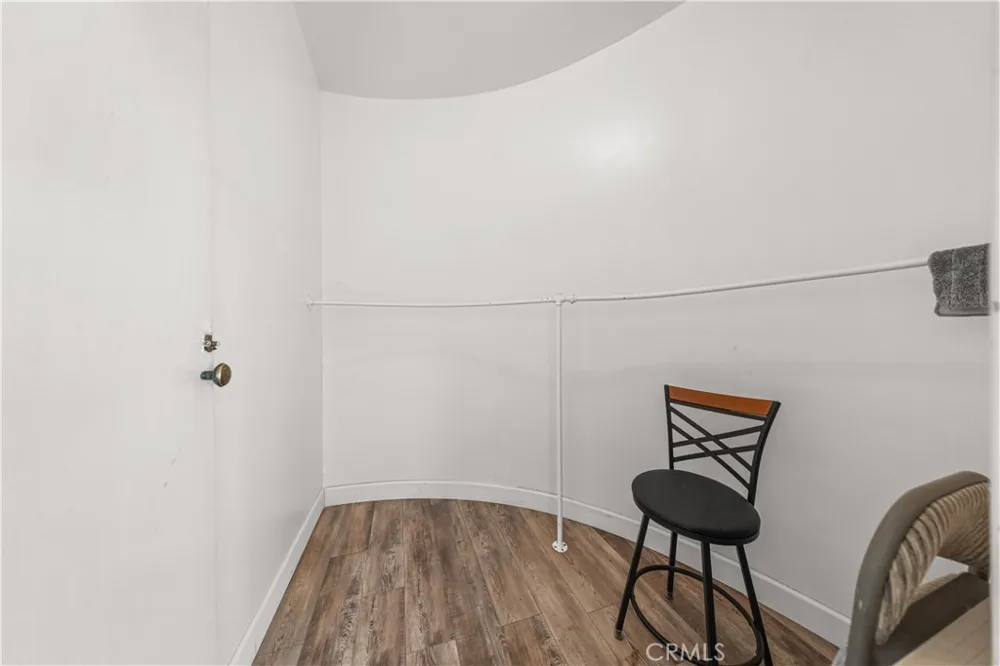 1147 S Westlake Avenue Los Angeles, CA 90006